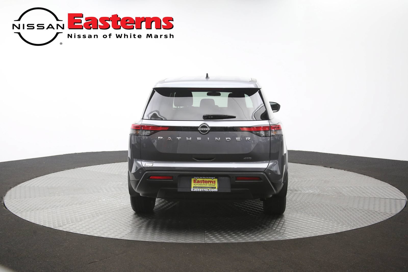 Used 2023 Nissan Pathfinder S AWD/4WD image 35