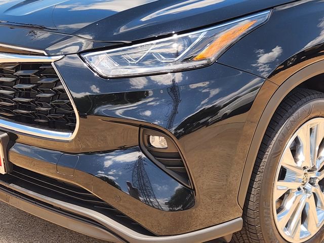 New 2026 Toyota Highlander Limited AWD/4WD image 6