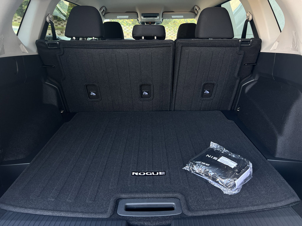 New 2026 Nissan Rogue SV image 15