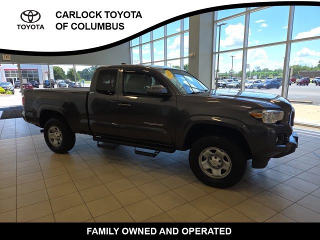Used 2023 Toyota Tacoma SR5 RWD image 5