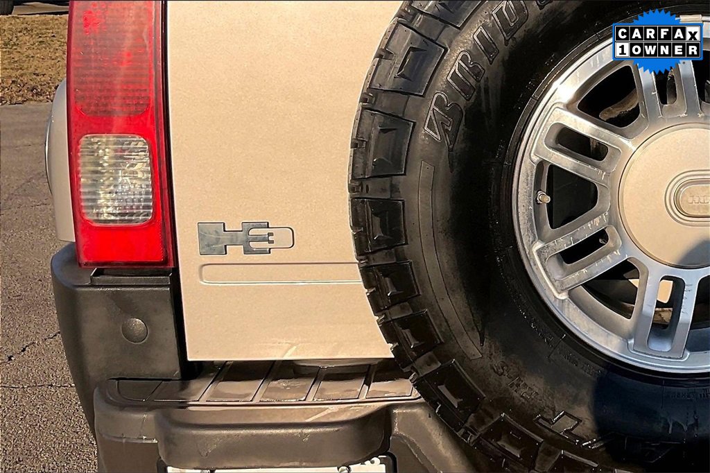 Used 2006 HUMMER H3 Luxury image 13