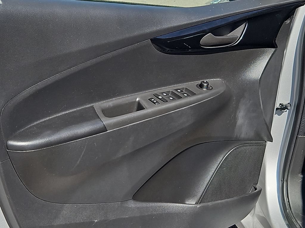 Used 2022 Chevrolet Spark LT FWD image 18
