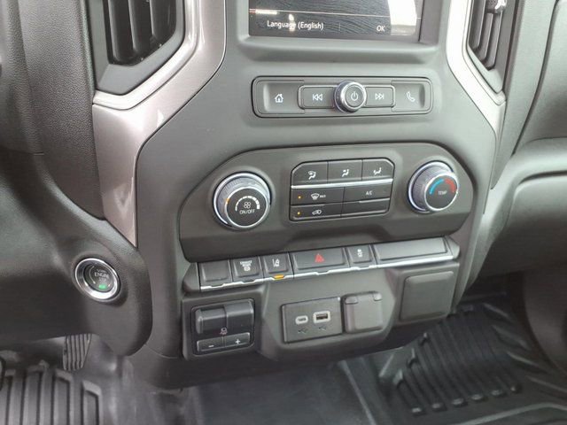 Used 2025 Chevrolet Silverado 3500 W/T image 11
