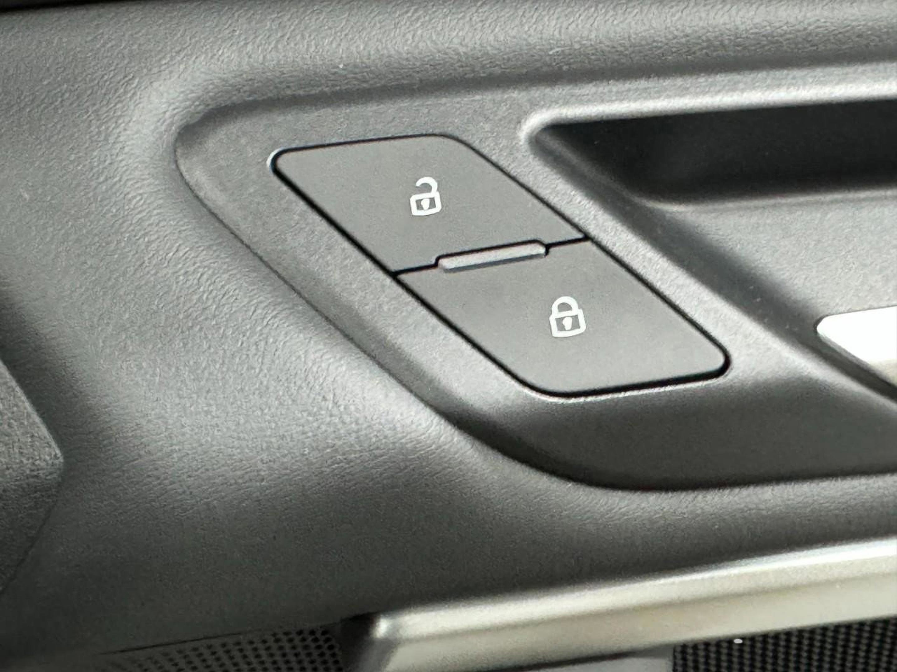 New 2025 Audi Q5 Premium Plus image 33