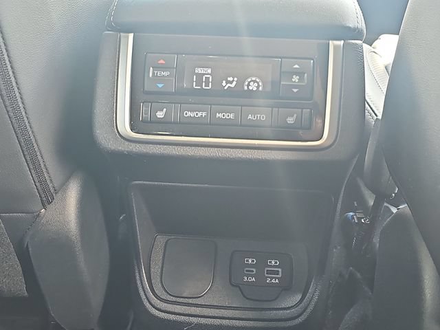 Used 2023 Subaru Ascent Limited AWD/4WD image 23