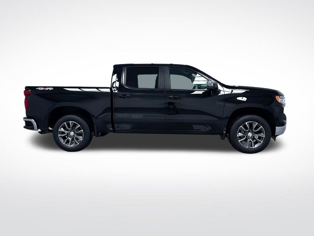 Used 2022 Chevrolet Silverado 1500 LT AWD/4WD image 13
