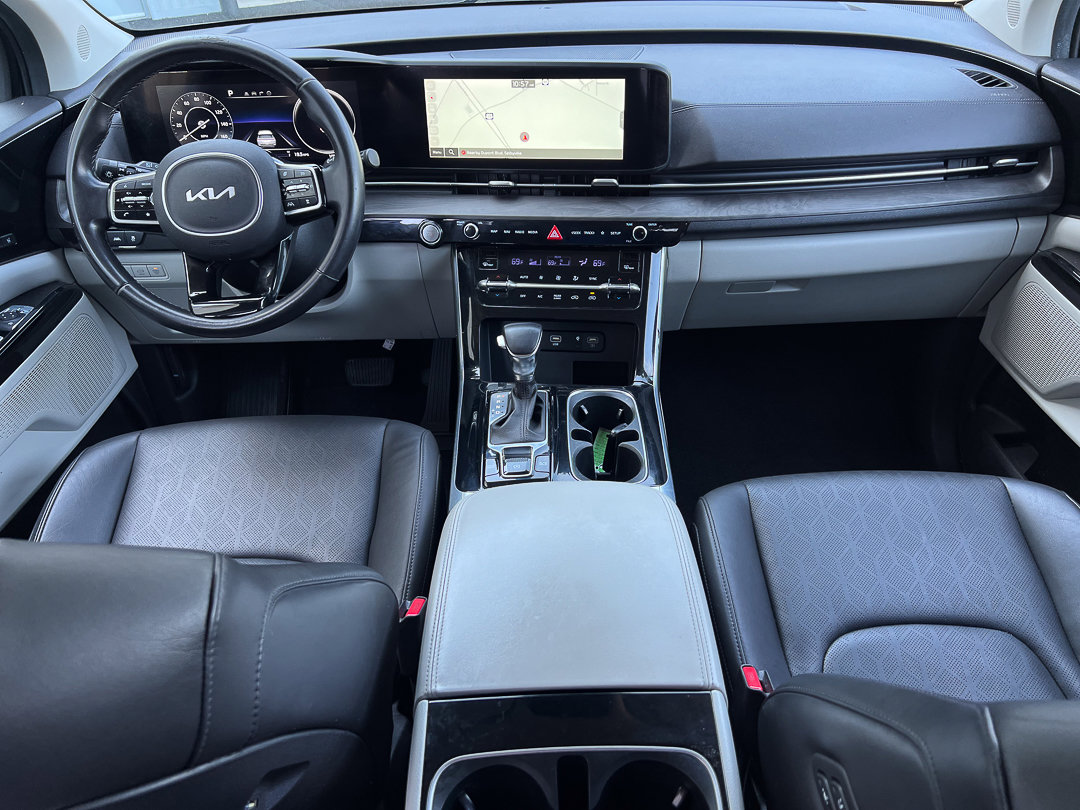 Used 2023 Kia Carnival SX FWD image 35