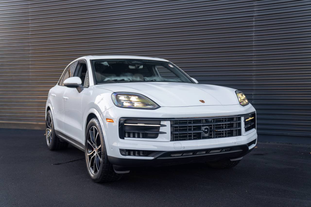 New 2026 Porsche Cayenne S AWD/4WD image 9