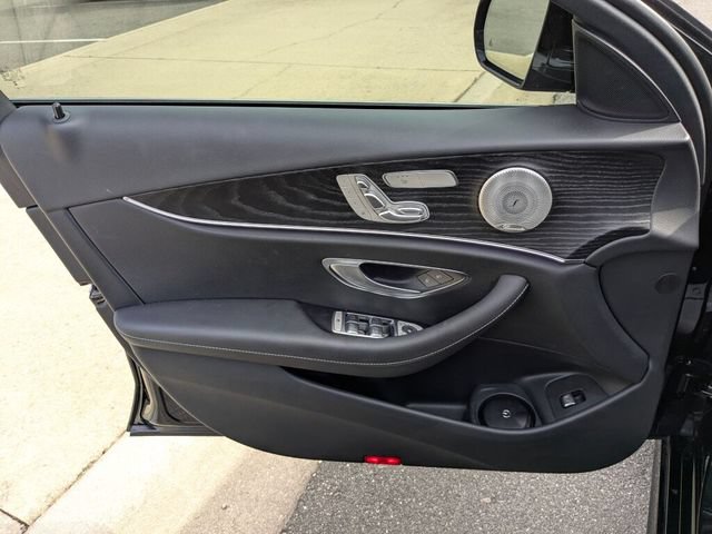 Used 2023 Mercedes-Benz E 450 4MATIC Sedan image 29