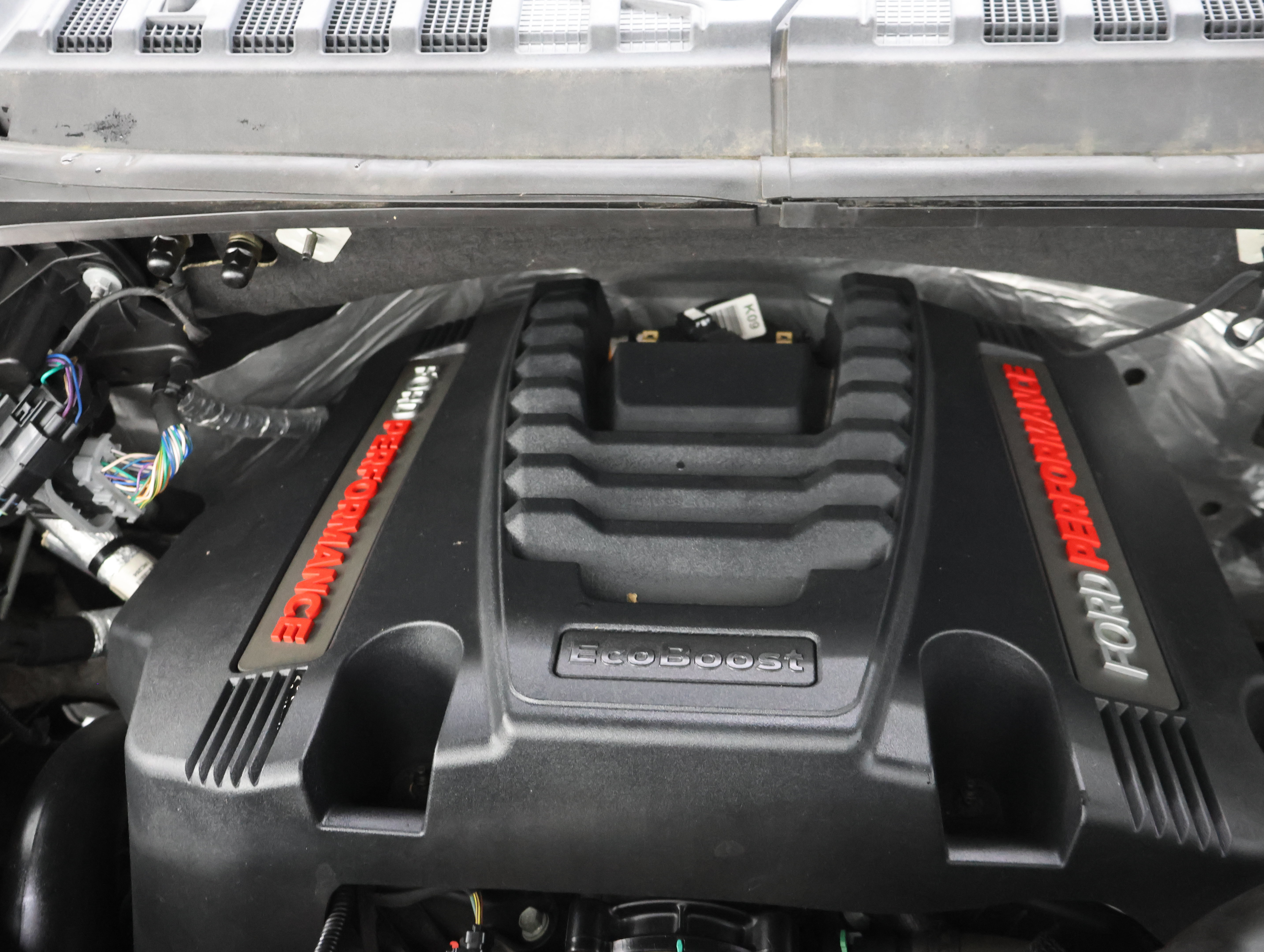 Used 2019 Ford F150 Raptor w/ Equipment Group 802A Luxury AWD/4WD image 21