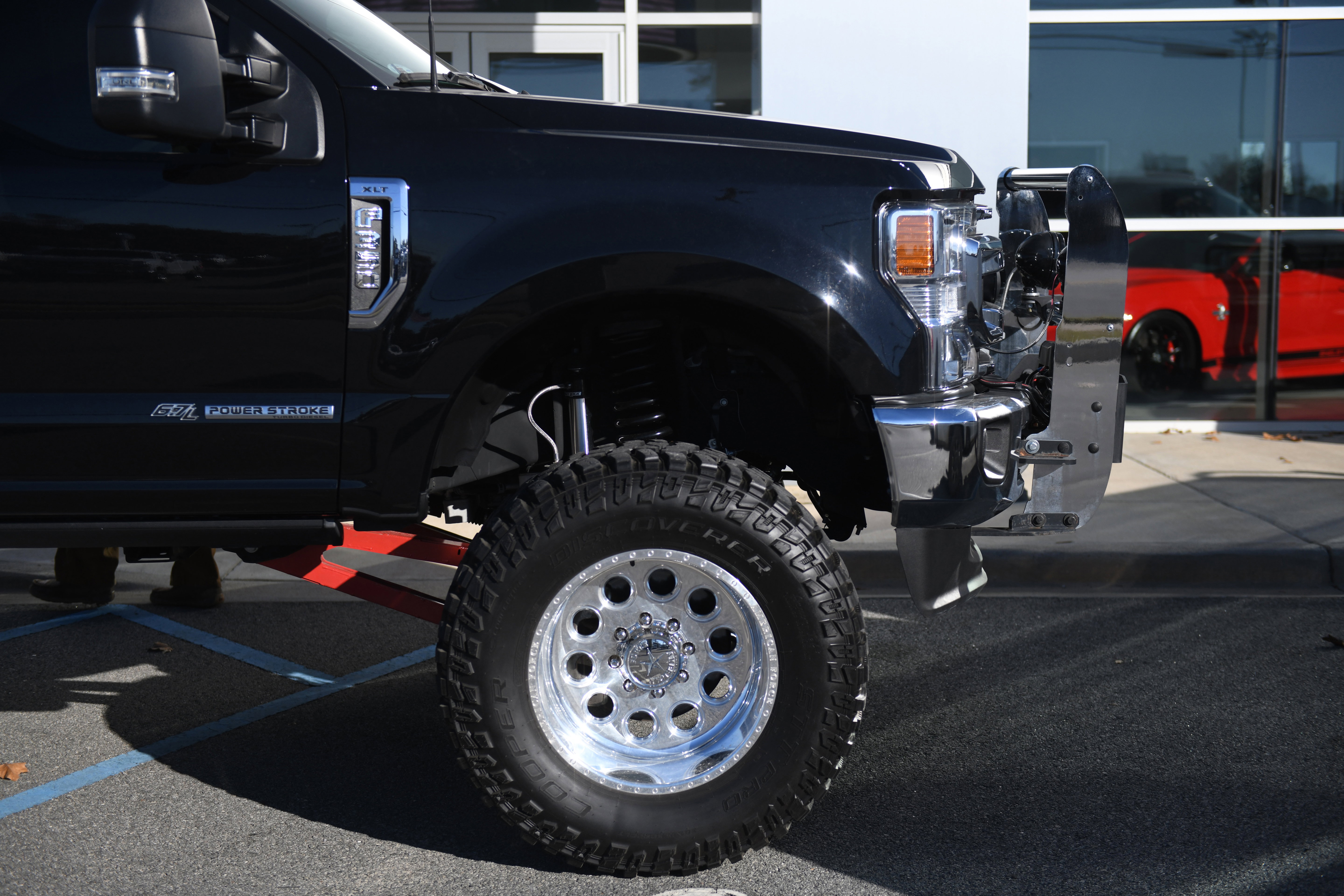 Used 2022 Ford F350 XLT w/ XLT Value Package image 4