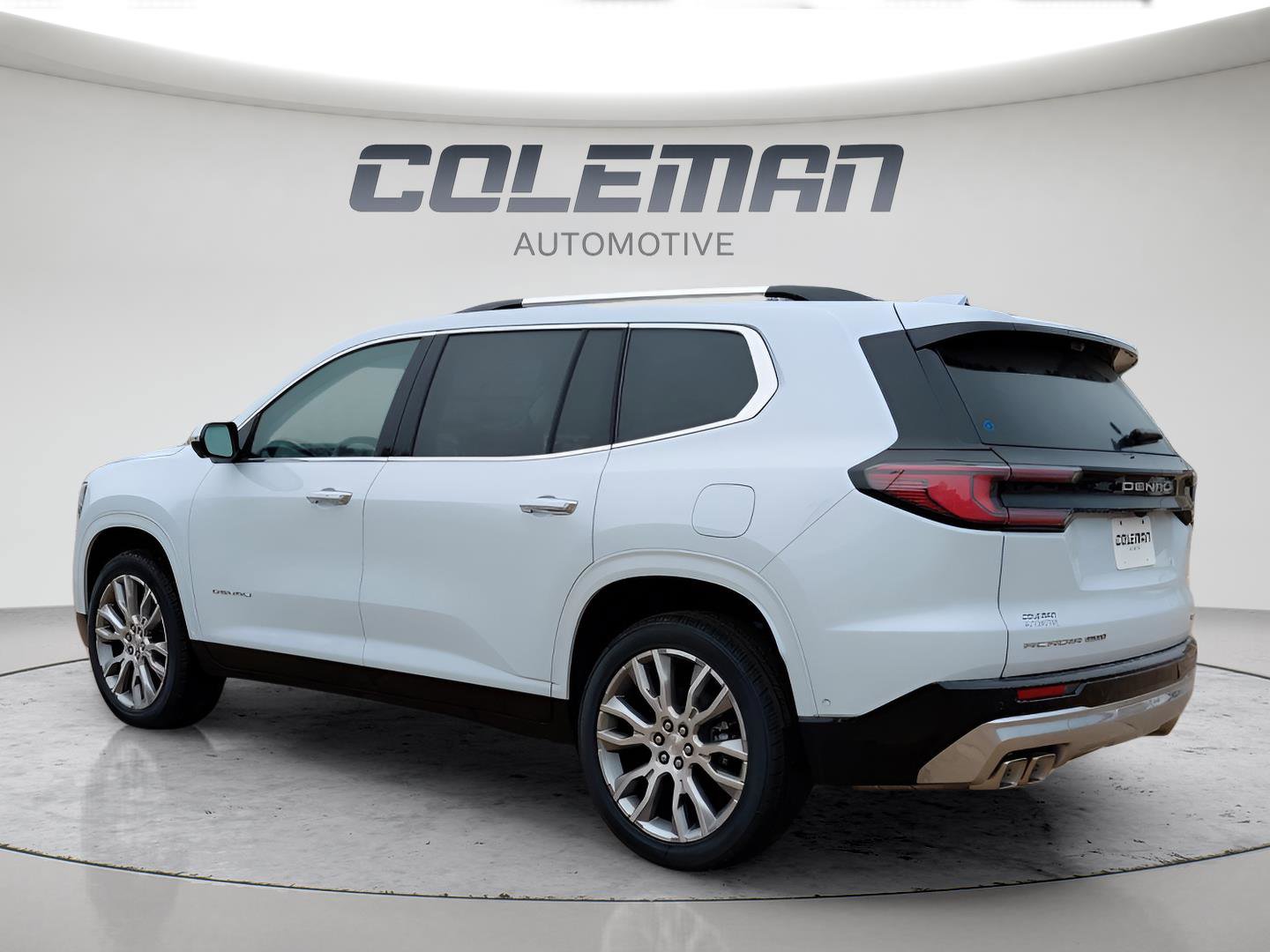 New 2026 GMC Acadia Denali w/ Super Cruise Package AWD/4WD image 3