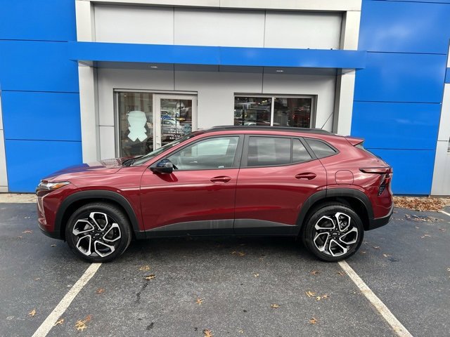 Used 2024 Chevrolet Trax RS image 5