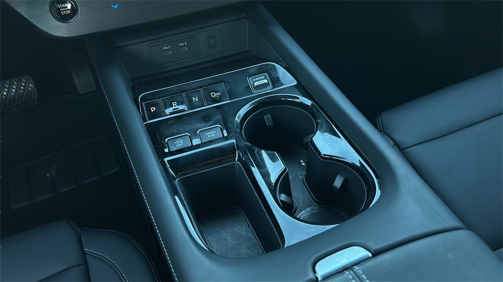 Used 2025 Nissan Murano SV image 15