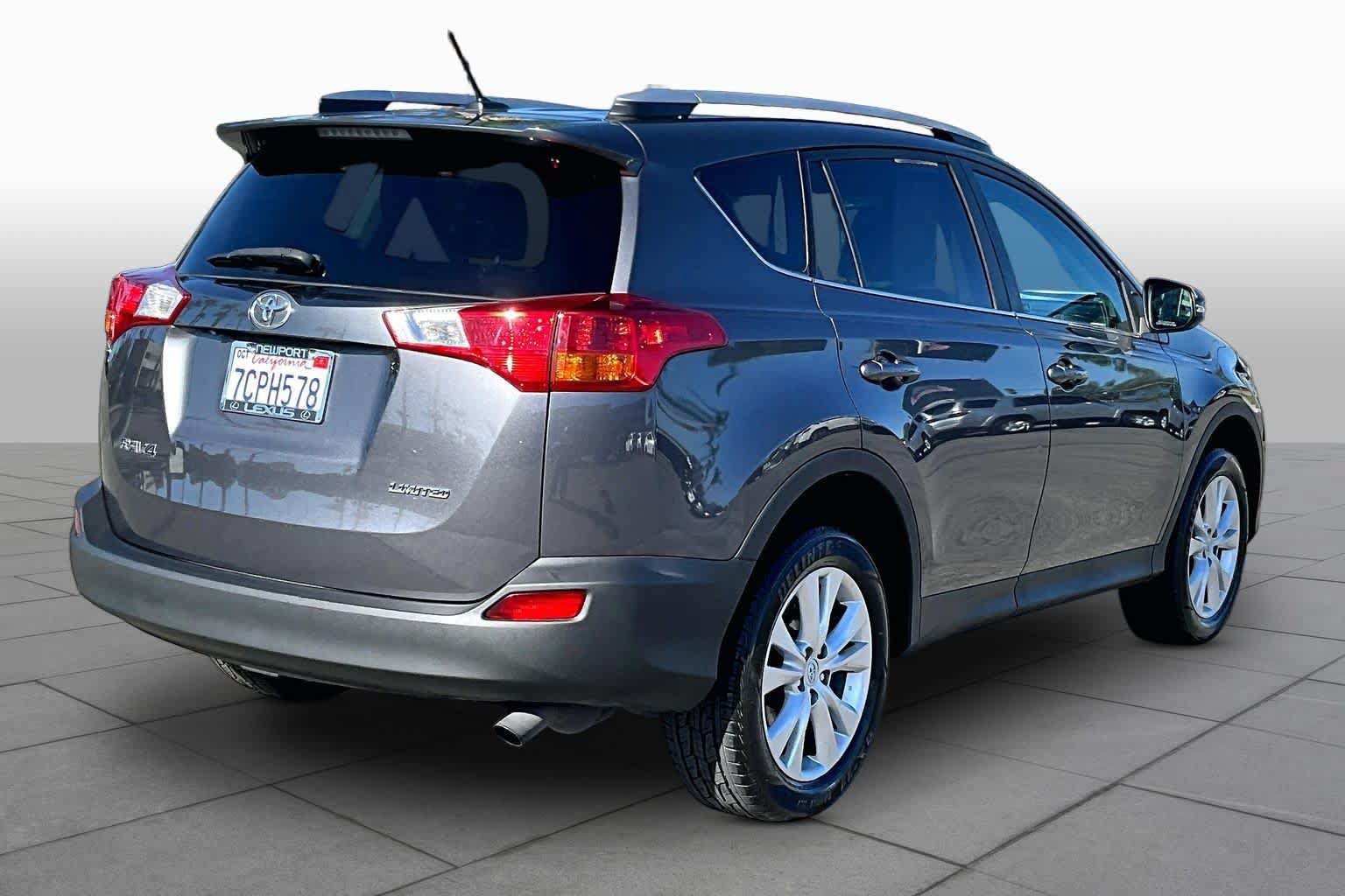 Used 2013 Toyota RAV4 Limited FWD image 12