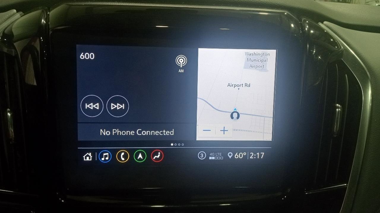 Used 2021 Chevrolet Traverse Premier AWD/4WD image 23