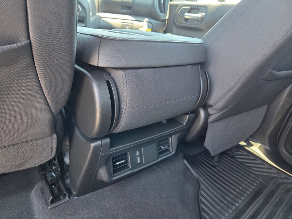 Certified 2026 Chevrolet Silverado 2500 Custom w/ Custom Value Package AWD/4WD image 10