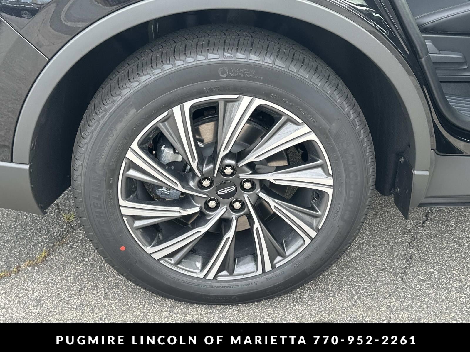 New 2026 Lincoln Aviator 2WD image 17