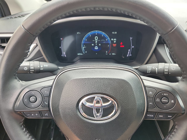 Used 2025 Toyota Corolla Cross XLE AWD/4WD image 19