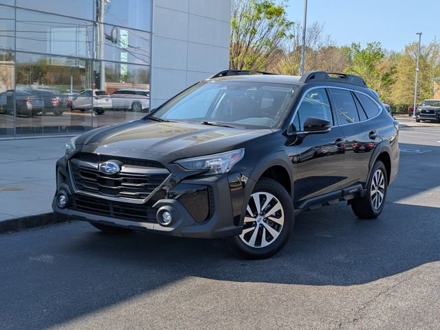 Used 2023 Subaru Outback Premium image 1