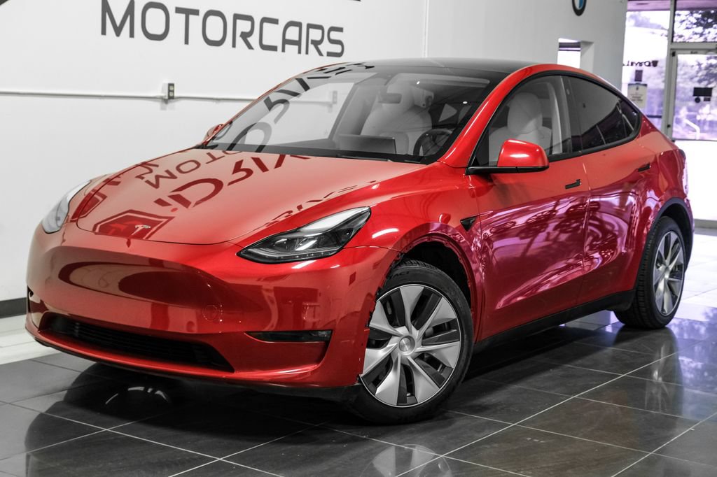 Used 2023 Tesla Model Y AWD image 7
