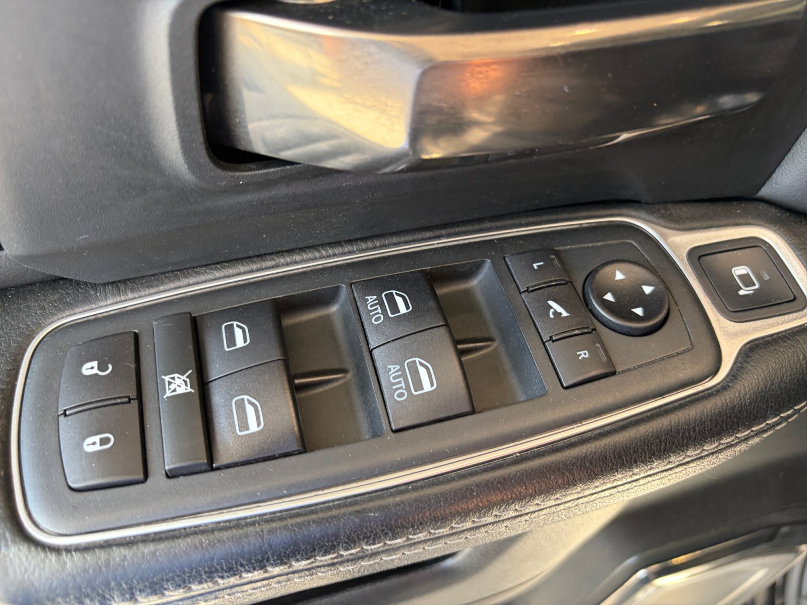 Used 2020 RAM 2500 Limited AWD/4WD image 13