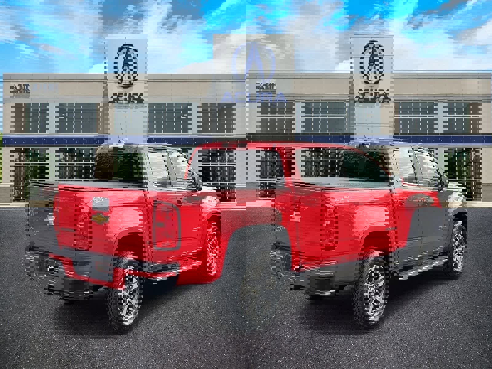 Used 2016 Chevrolet Colorado LT w/ LT Convenience Package image 5