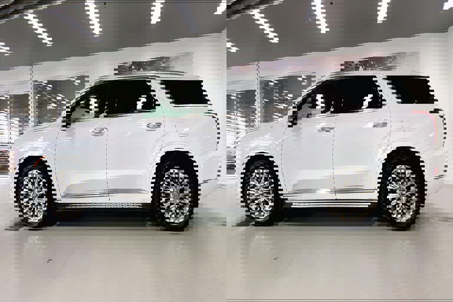 Used 2020 Hyundai Palisade Limited image 3