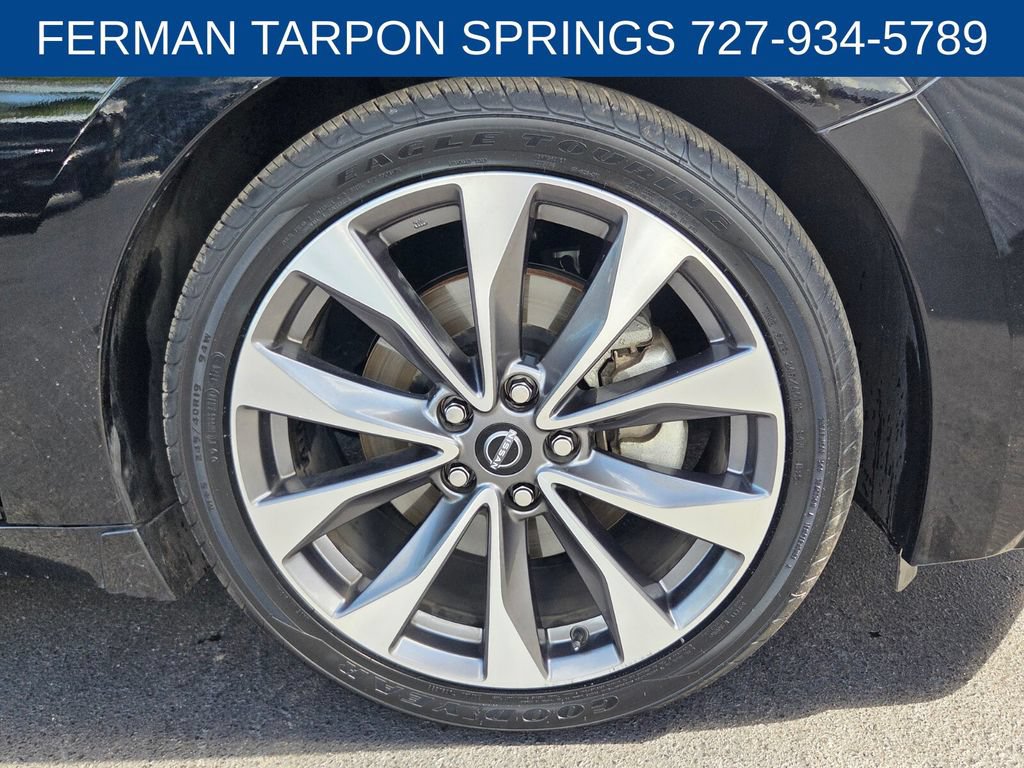 Used 2023 Nissan Maxima Platinum w/ Sport Mat Group FWD image 11