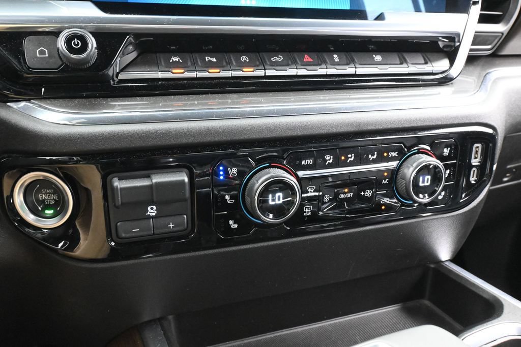 Used 2023 Chevrolet Silverado 1500 High Country w/ Technology Package RWD image 28