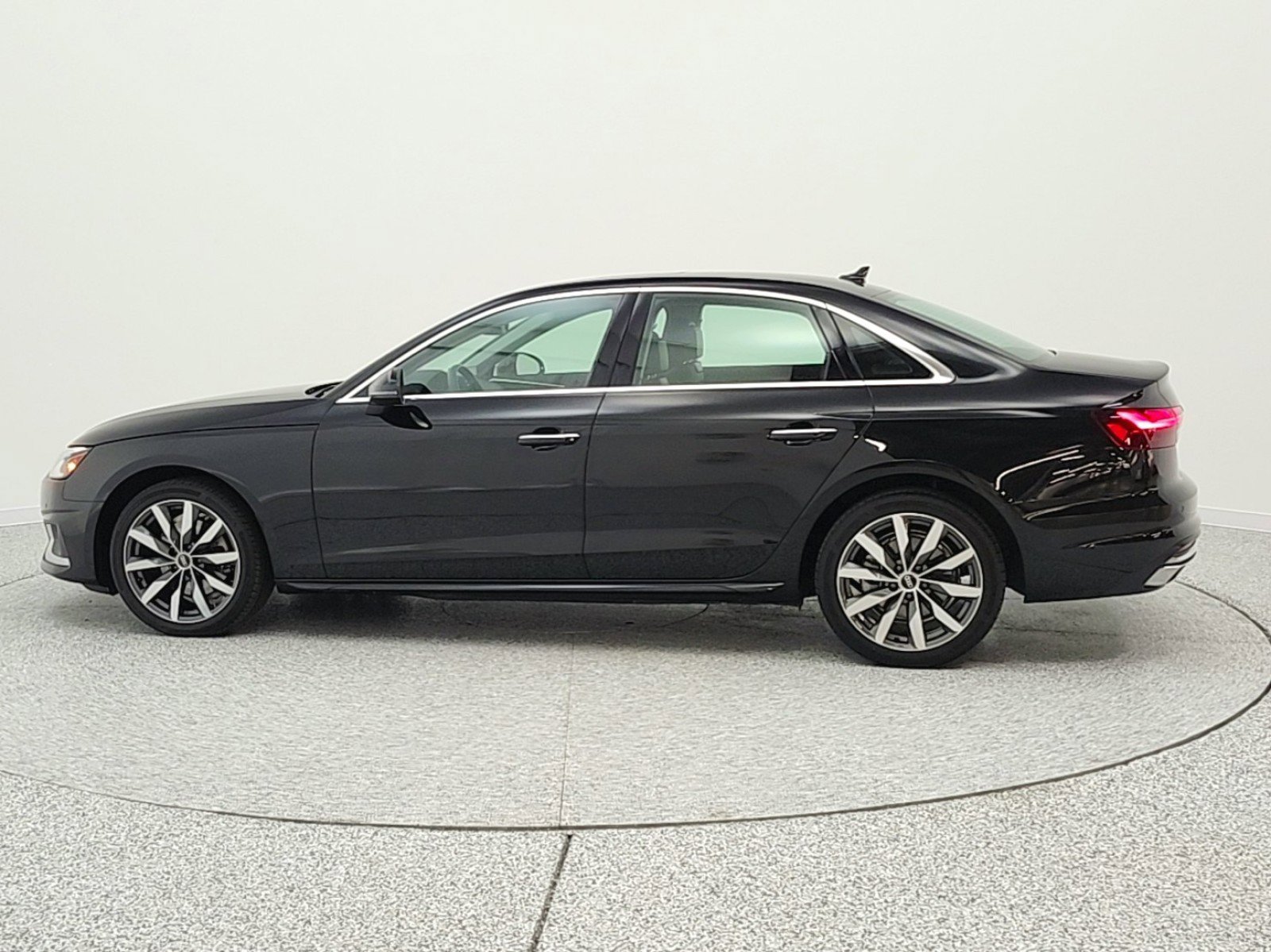 Used 2023 Audi A4 2.0T Premium w/ Convenience Package AWD/4WD image 8