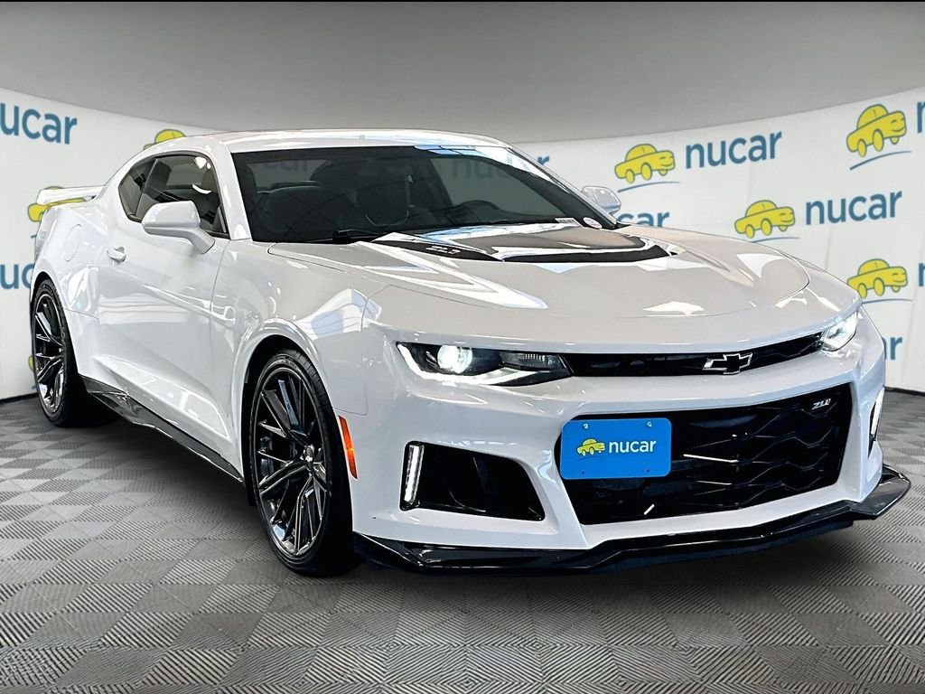 Used 2018 Chevrolet Camaro ZL1 RWD image 1
