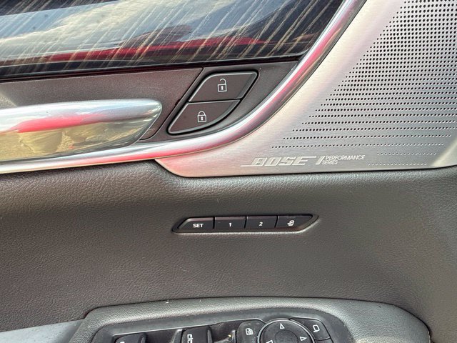 Used 2022 Cadillac XT6 Premium Luxury w/ Technology Package AWD/4WD image 34