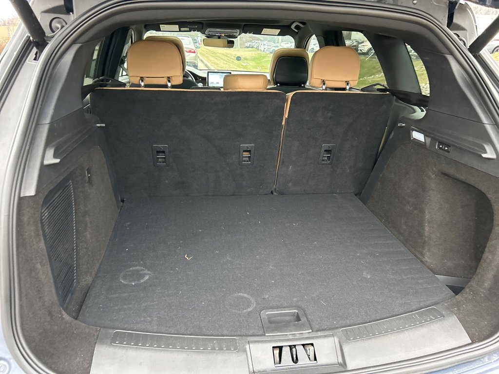 Used 2022 Lincoln Corsair Reserve w/ Equipment Group 201A image 13