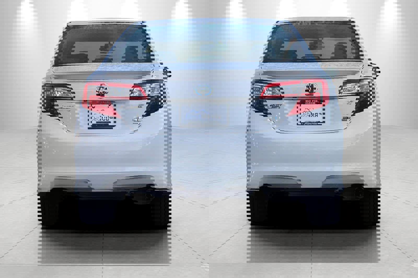 Used 2014 Toyota Camry Hybrid image 7