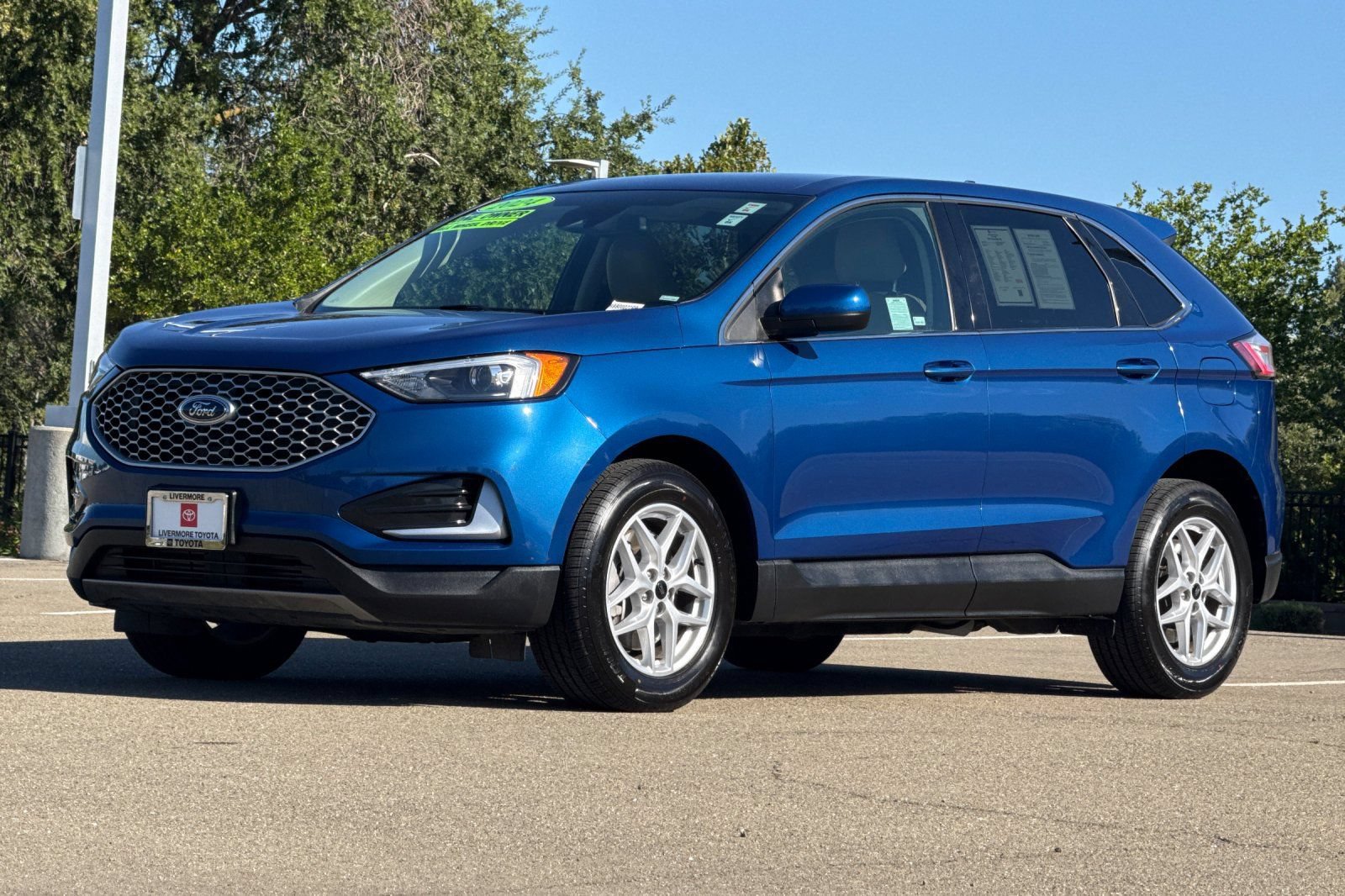 Used 2024 Ford Edge SEL AWD/4WD image 8