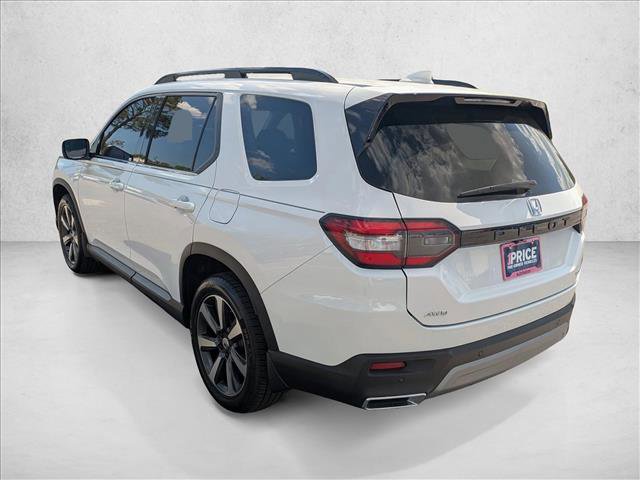 Used 2024 Honda Pilot Touring image 7