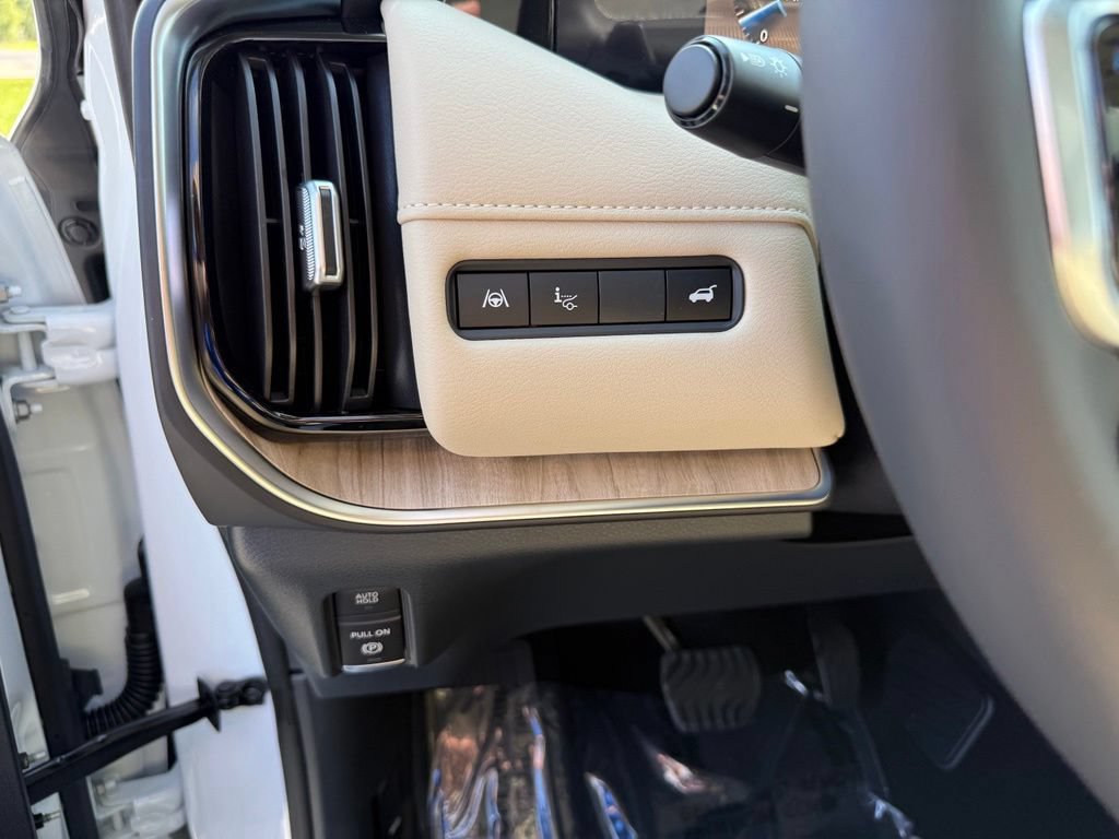 New 2026 Nissan Armada Platinum Reserve AWD/4WD image 6