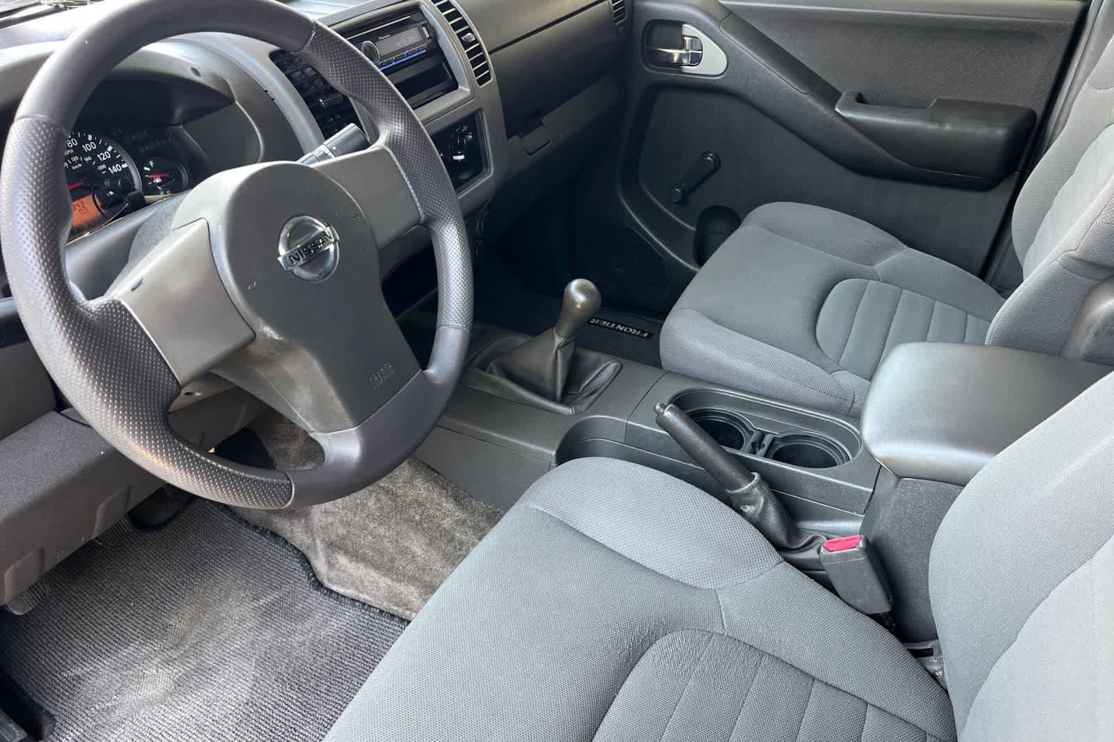Used 2005 Nissan Frontier XE w/ (U01) Preferred Pkg RWD image 12