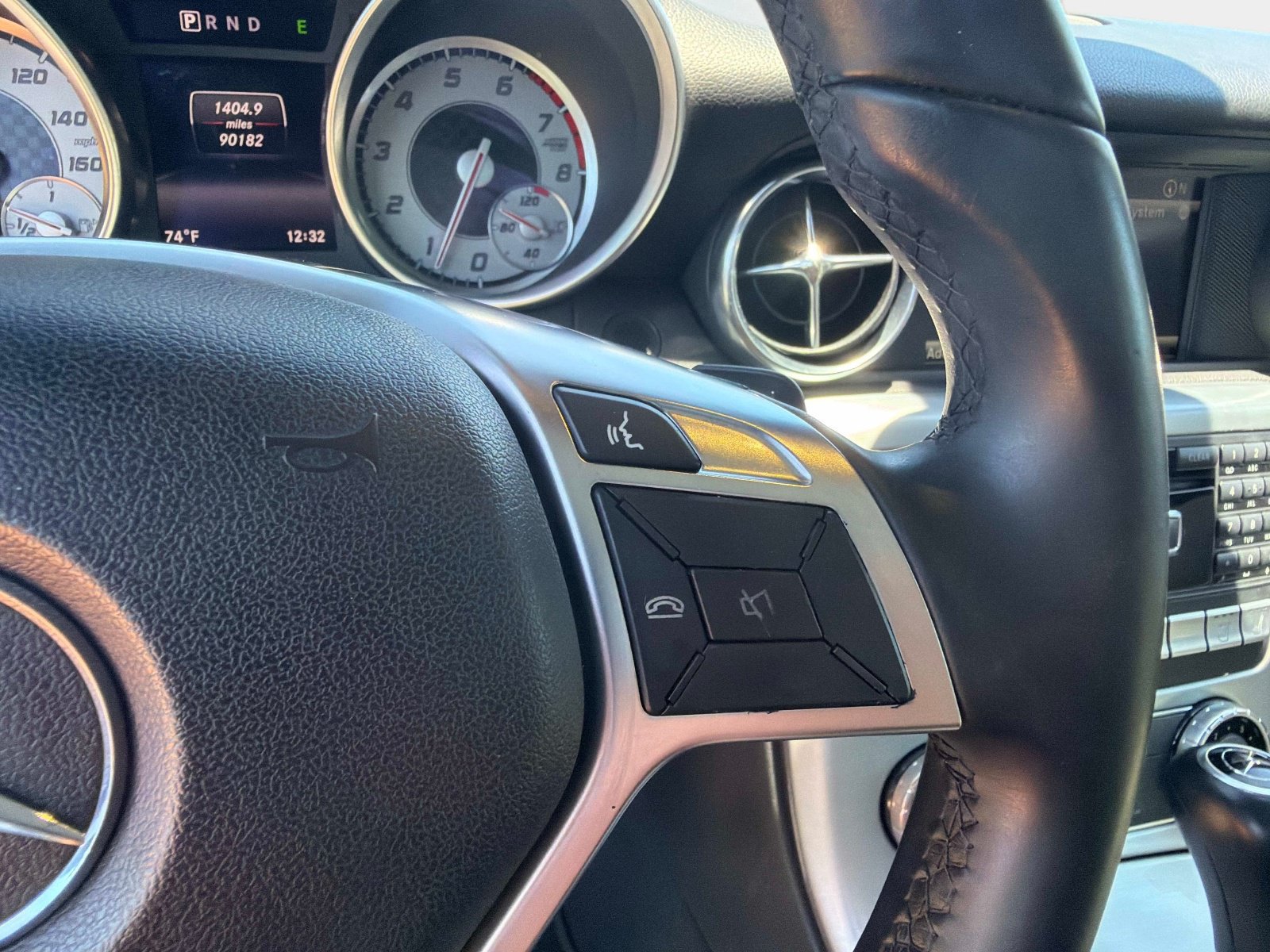 Used 2015 Mercedes-Benz SLK 250 image 22