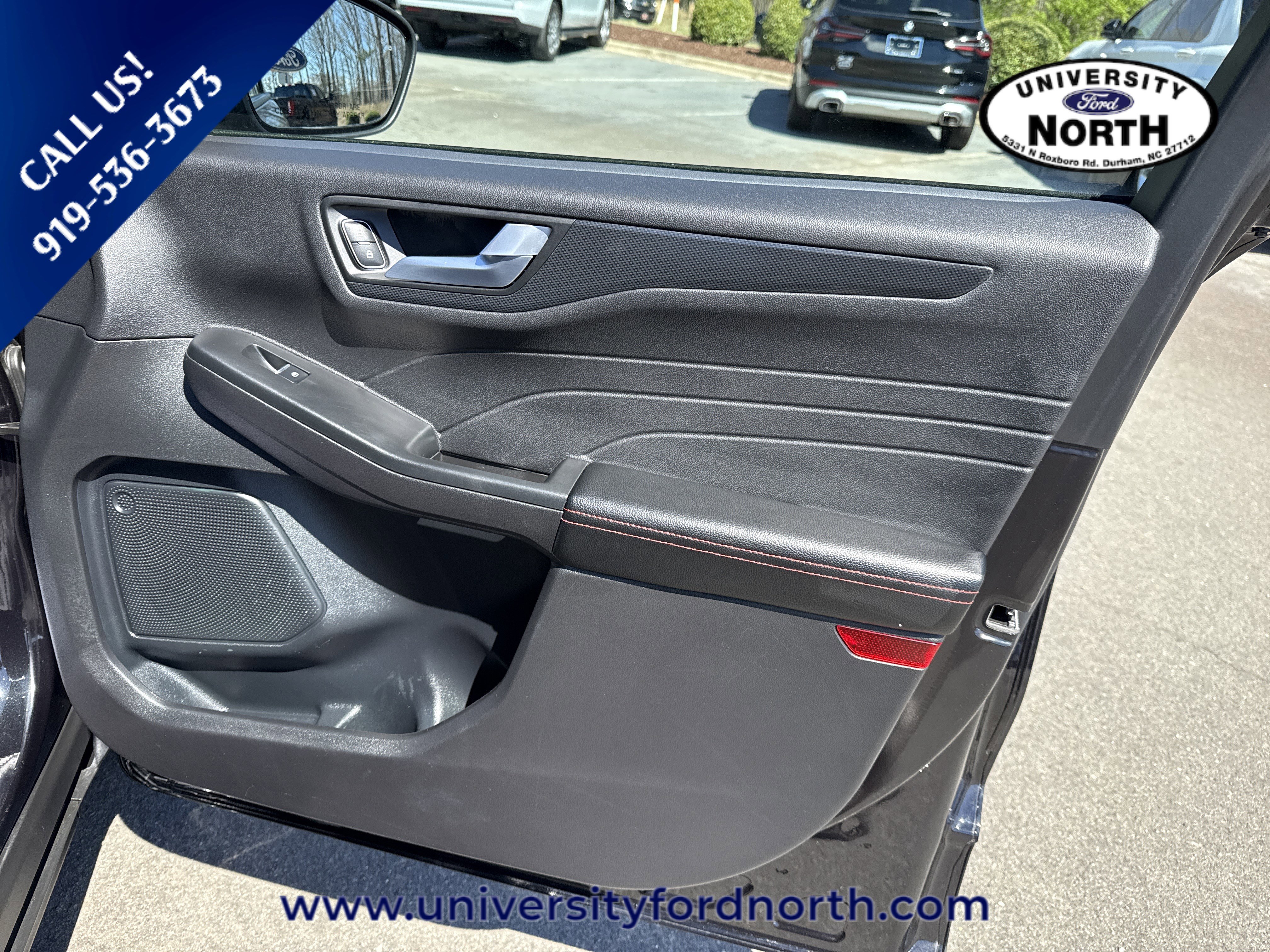 Used 2025 Ford Escape ST-Line image 33