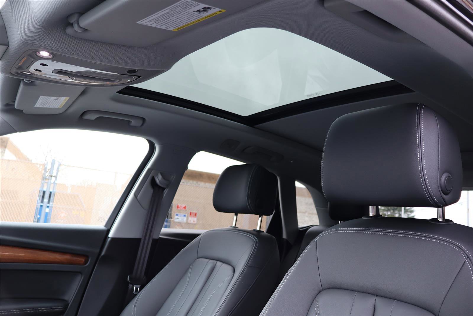 Used 2023 Audi Q5 2.0T Premium Plus w/ Premium Plus Package image 25