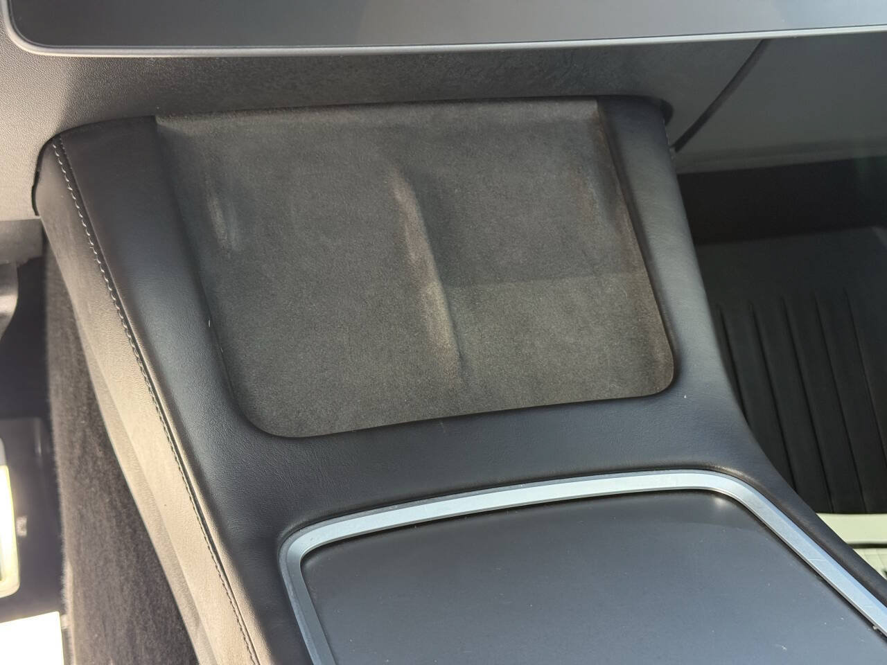 Used 2022 Tesla Model Y Performance AWD/4WD image 24