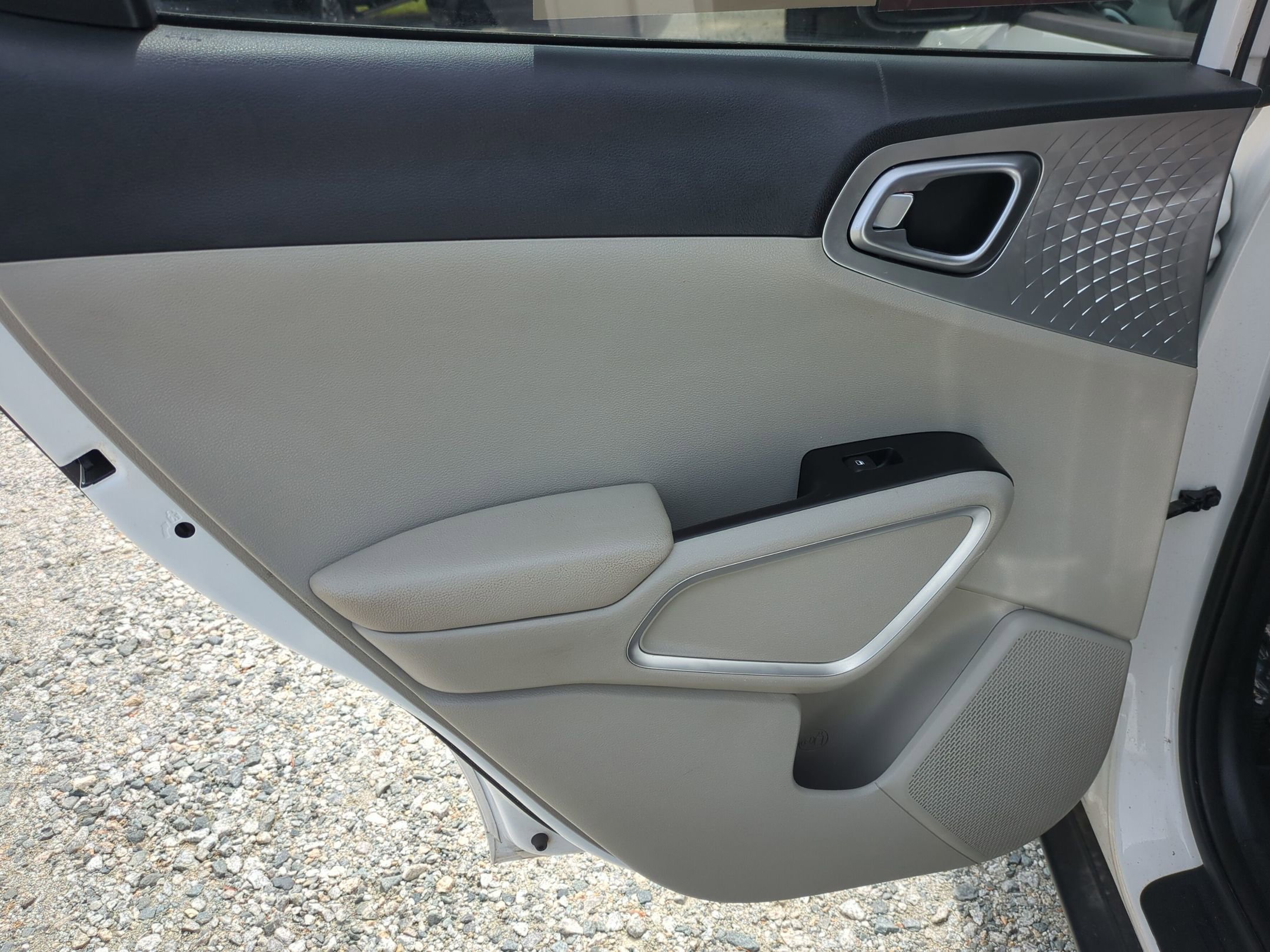 Used 2022 Kia Soul LX w/ Technology Package FWD image 29