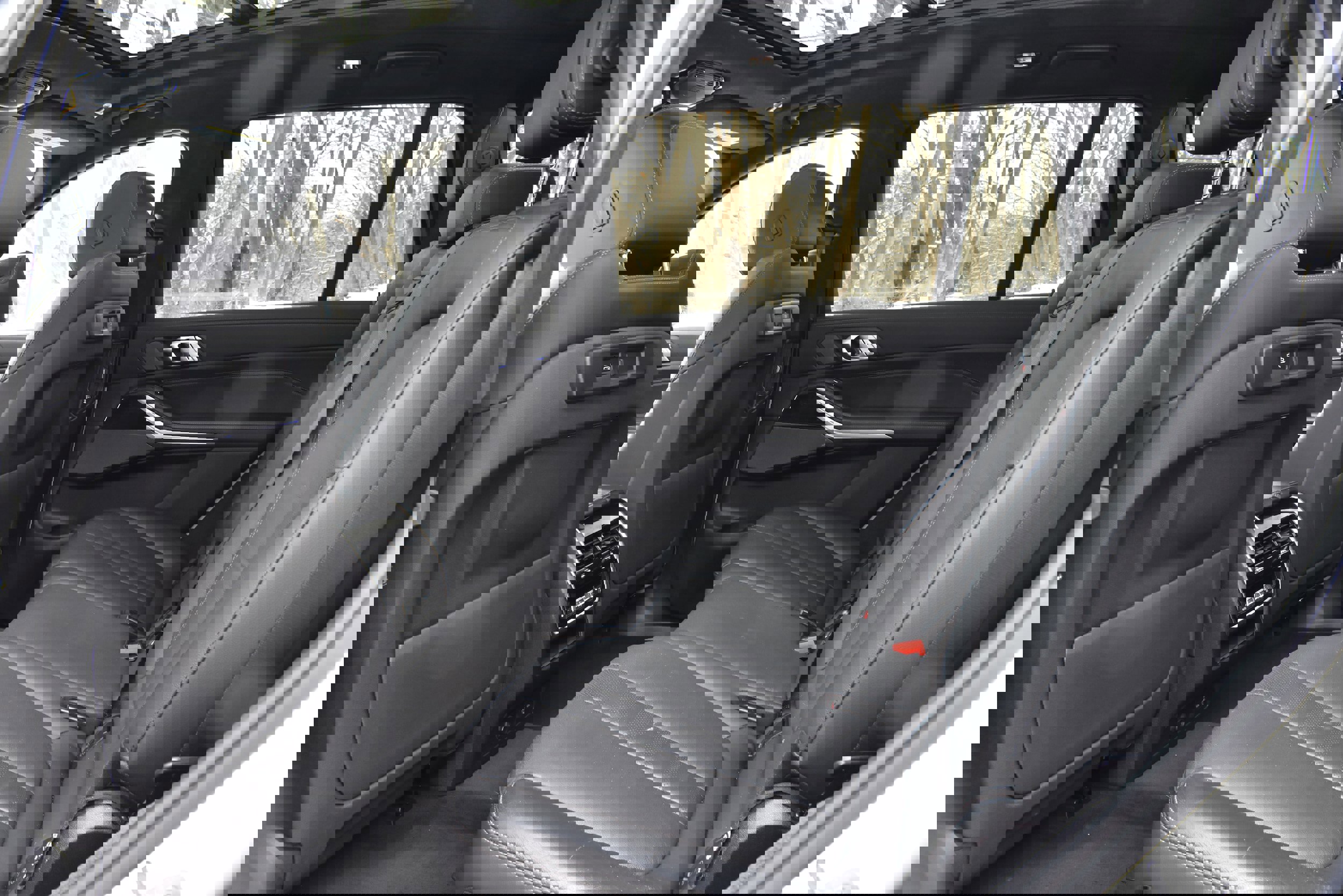 Used 2020 BMW X7 xDrive40i w/ M Sport Package image 24