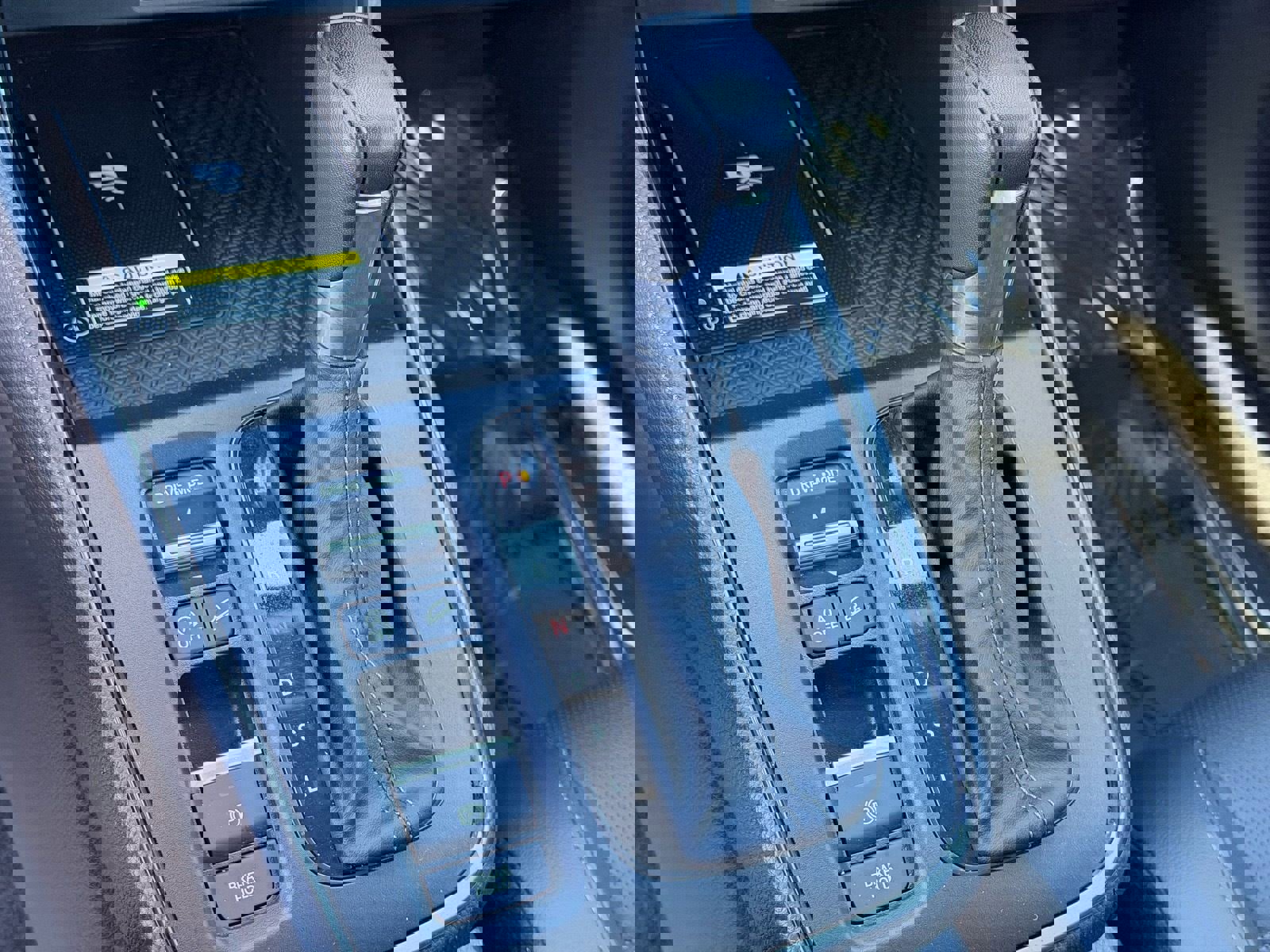 Used 2025 Honda CR-V EX-L image 30