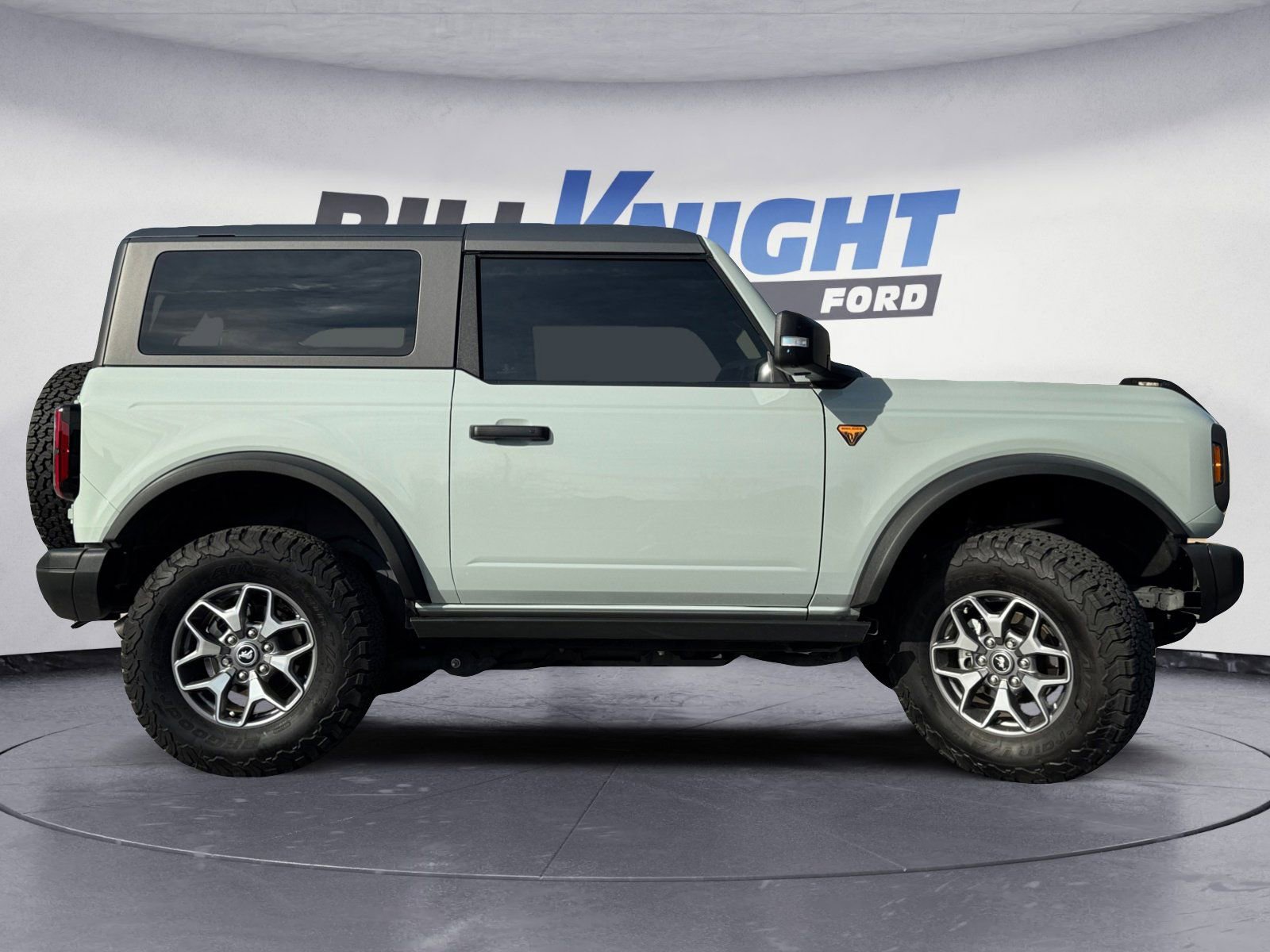 Certified 2023 Ford Bronco Badlands image 6