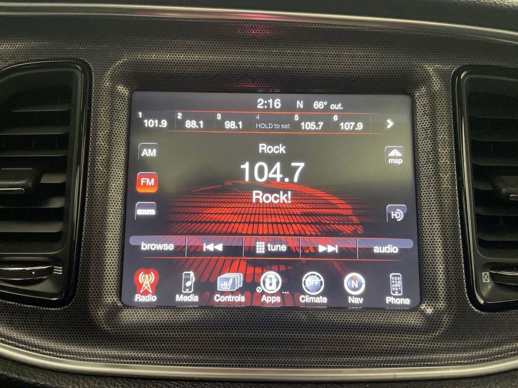 Used 2015 Dodge Challenger SXT Plus image 7