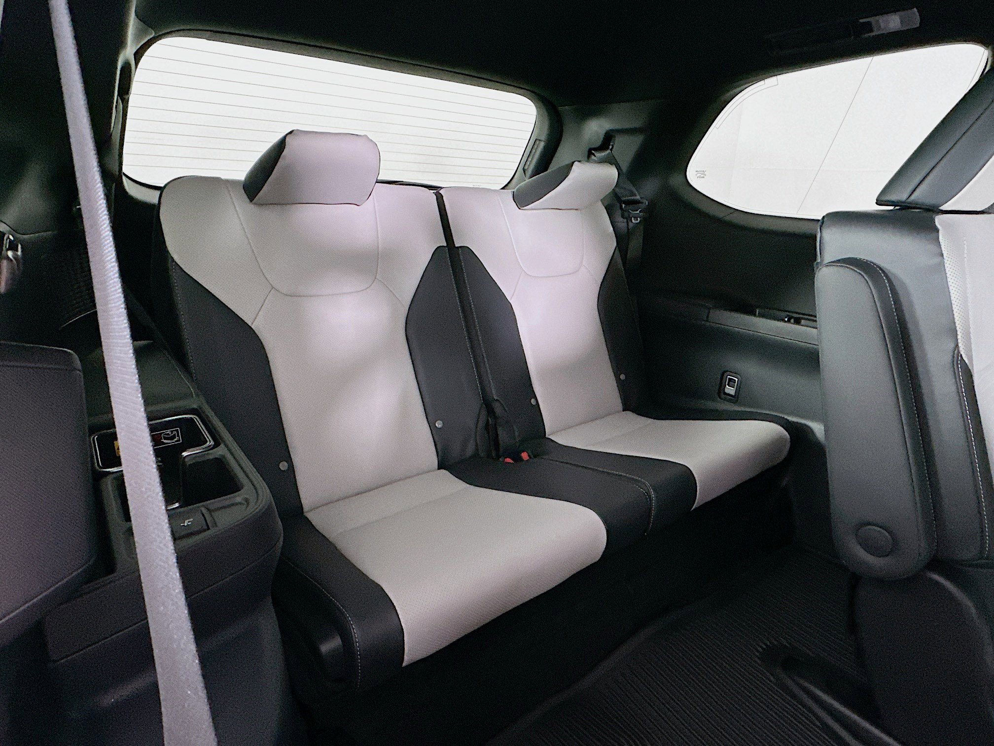 New 2026 Lexus TX 500h AWD image 30