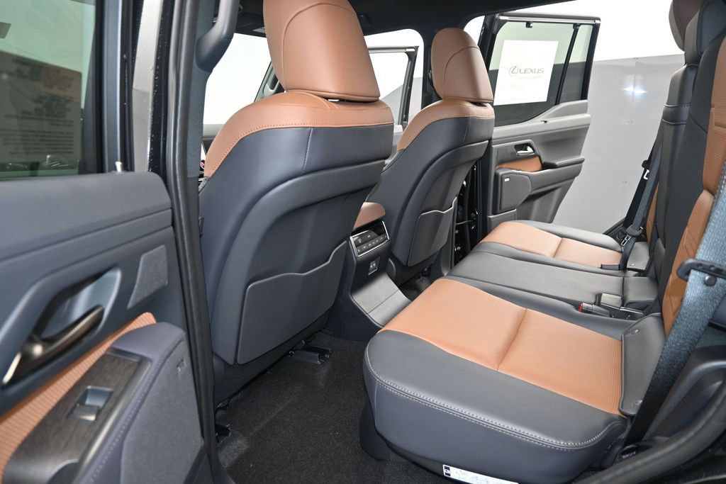 New 2026 Lexus GX 550 AWD/4WD image 12